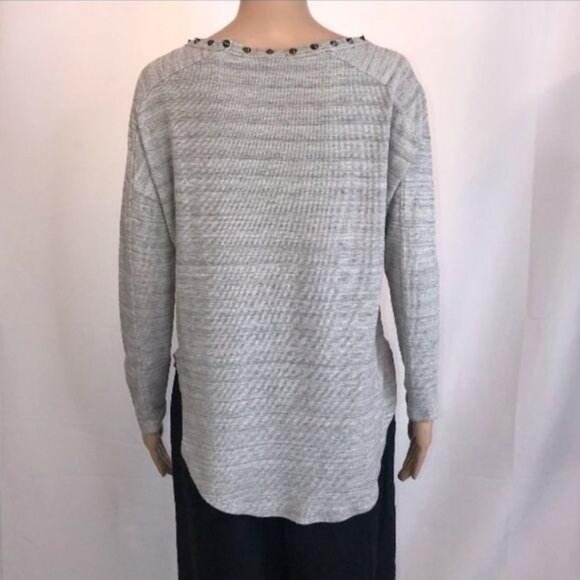 Love 21 grey studded high-low blouse small - Picture 2 of 6